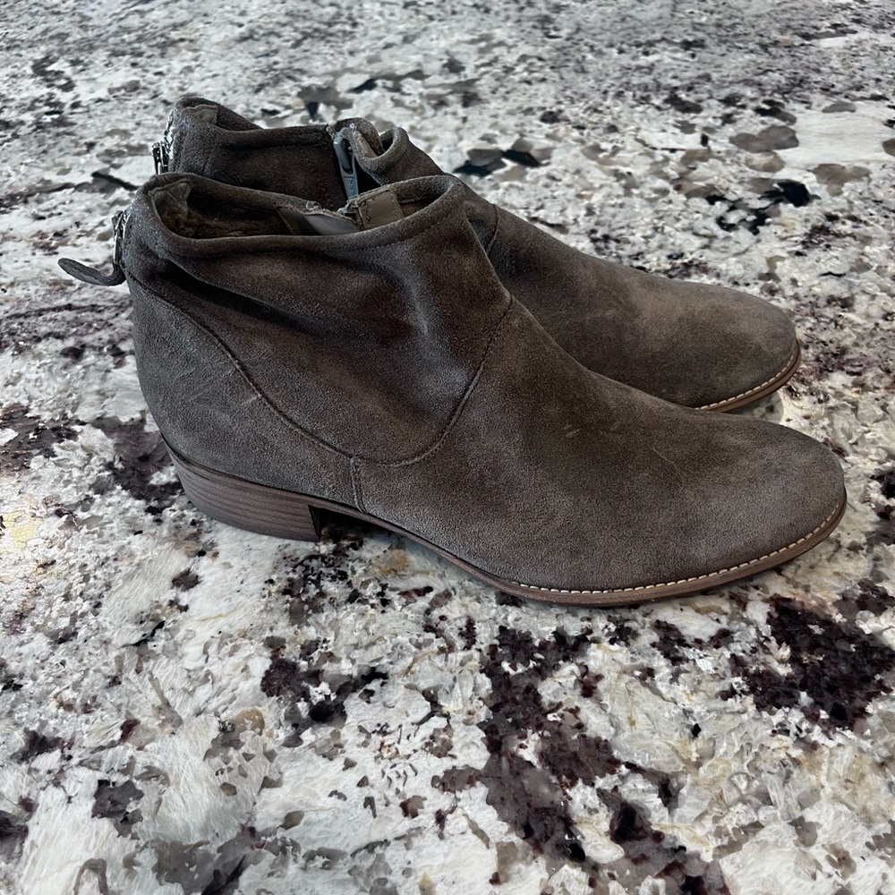 Paul Green Logan BT Piombo Suede Bootie Size 6